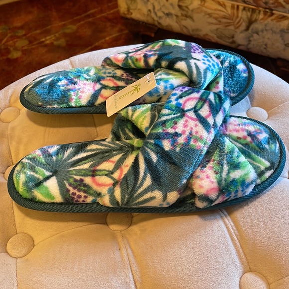 Island Time Slippers - Picture 4 of 4